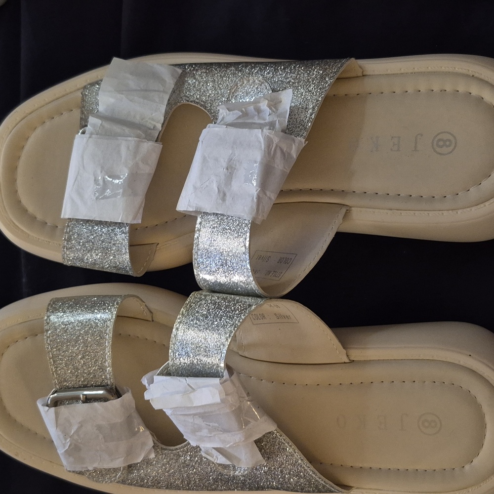 NEW Women’s JEKO Platform Double Buckle Sandals